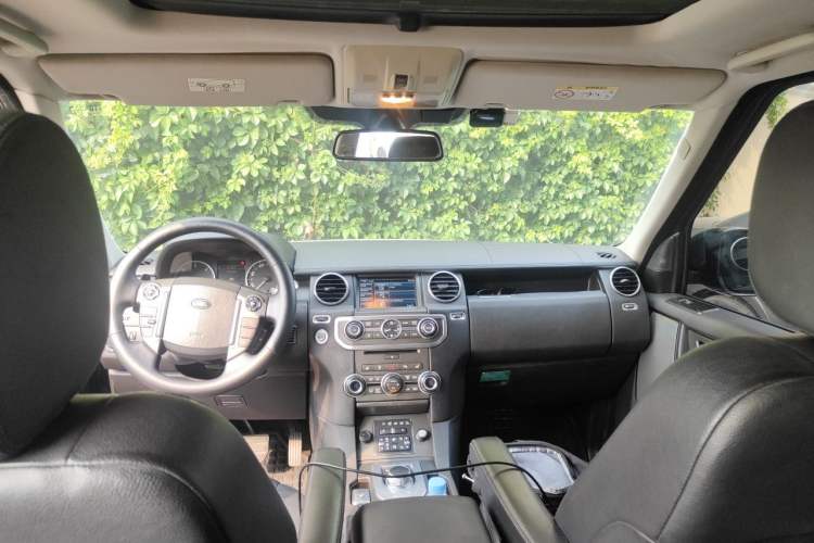 Used Land Rover Discovery 2014 3.0 SDV6 HSE Diesel Edition Headliner
