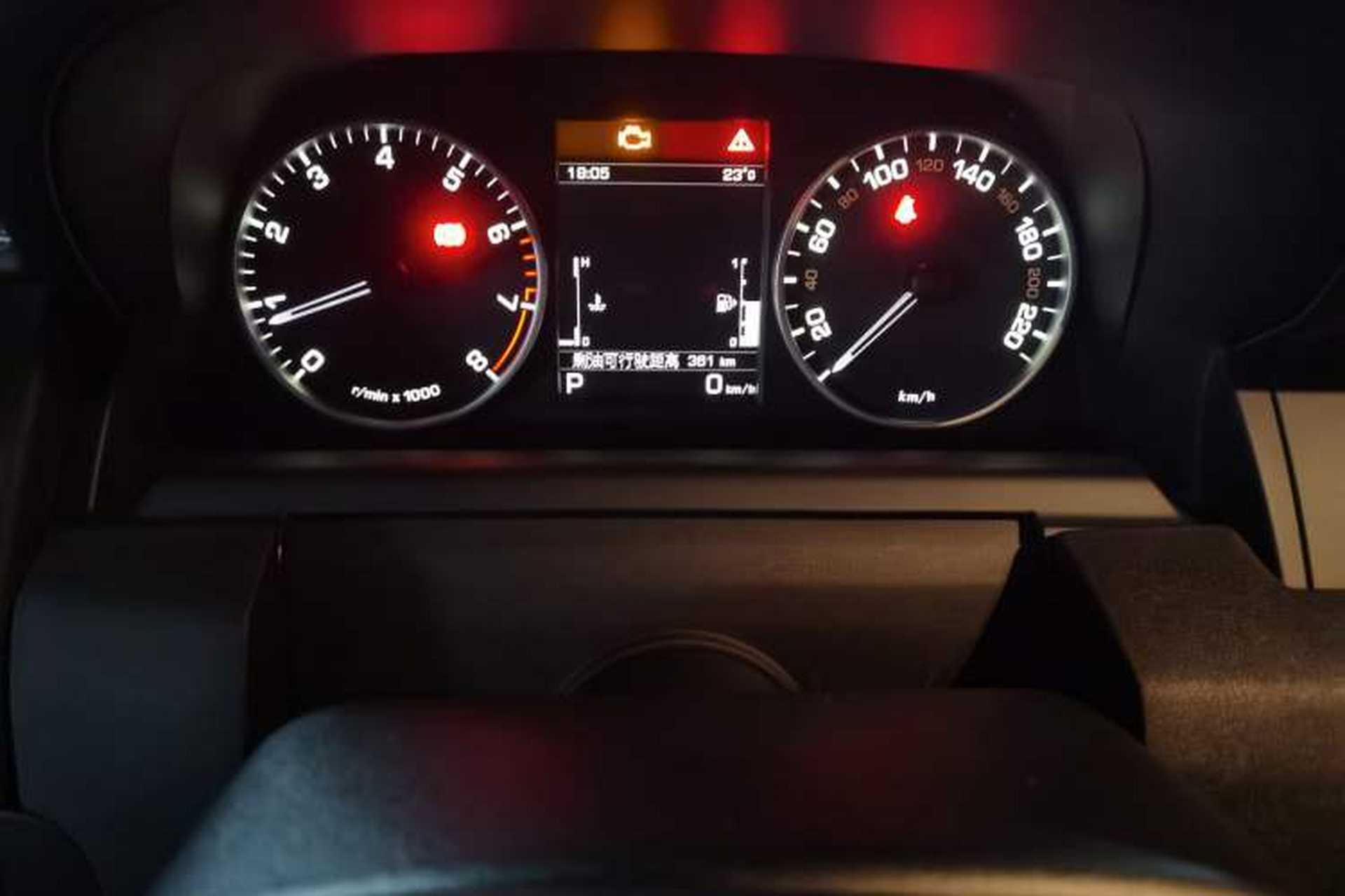 Used Land Rover Discovery 2014 3.0 SC V6 HSE Instrument Cluster
