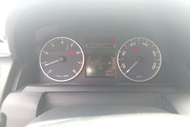 Used Land Rover Discovery 2014 3.0 SC V6 SE Instrument Cluster