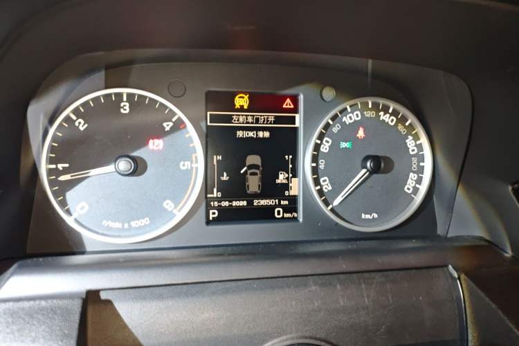 Used Land Rover Discovery 2014 3.0 SDV6 HSE Diesel Edition Instrument Cluster