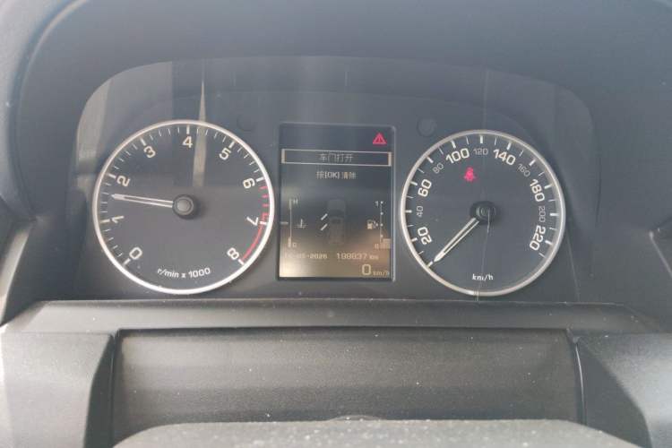 Used Land Rover Discovery 2014 3.0 SC V6 HSE Instrument Cluster
