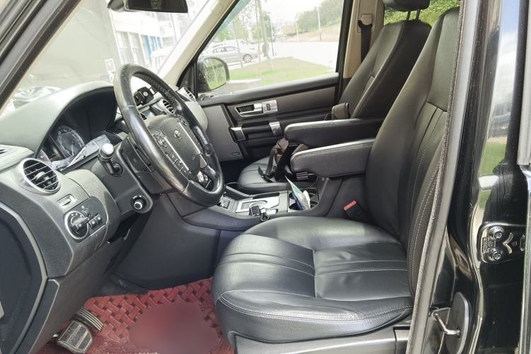 Used Land Rover Discovery 2014 3.0 SDV6 HSE Diesel Edition Left Front Seat