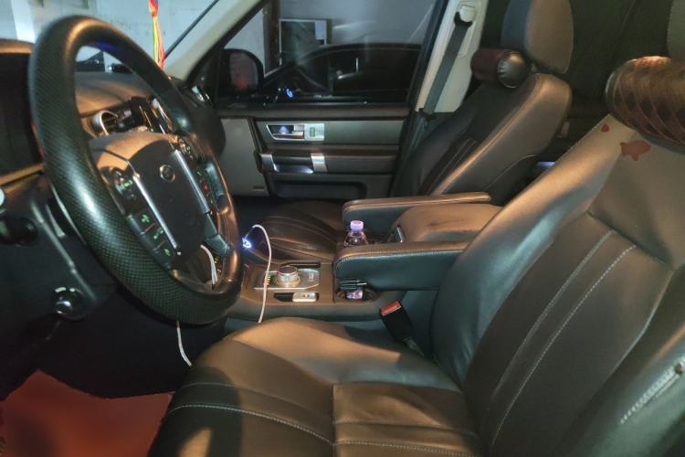 Used Land Rover Discovery 2014 3.0 SDV6 HSE Diesel Edition Left Front Seat