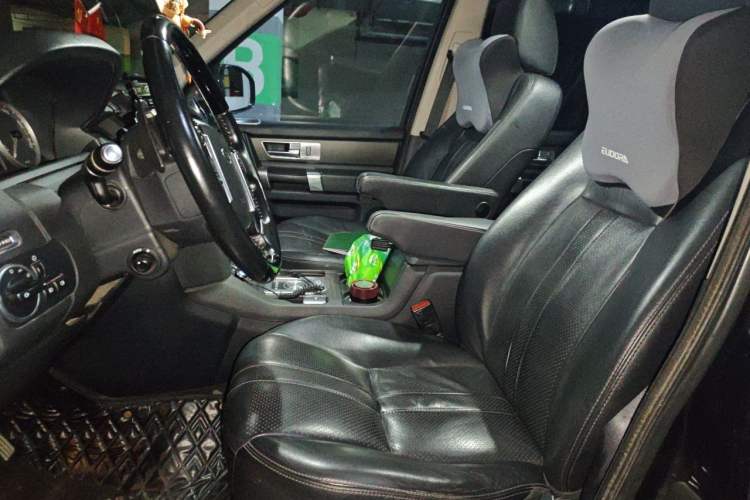 Used Land Rover Discovery 2014 3.0 SDV6 HSE Diesel Edition Left Front Seat