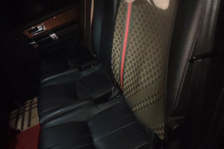Used Land Rover Discovery 2014 3.0 SC V6 HSE Luxury Left Rear Seat