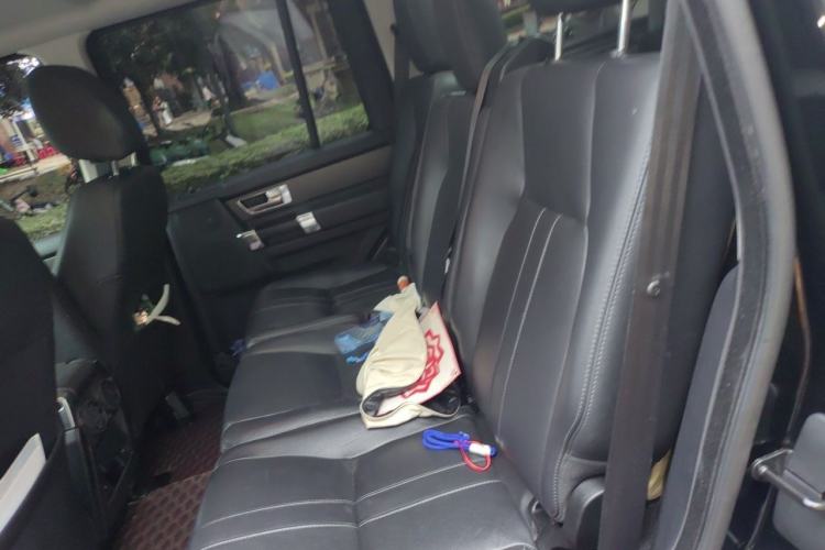 Used Land Rover Discovery 2014 3.0 SC V6 HSE Luxury Left Rear Seat