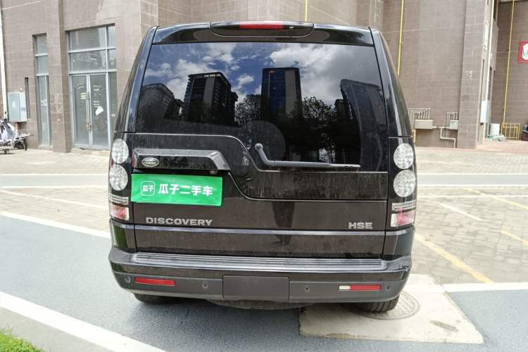 Used Land Rover Discovery 2014 3.0 SDV6 HSE Diesel Edition Rear