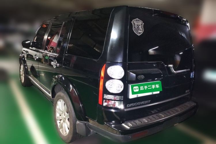 Used Land Rover Discovery 2014 3.0 SDV6 HSE Diesel Edition Rear Left 45 Deg