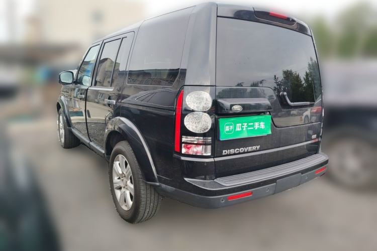 Used Land Rover Discovery 2014 3.0 SC V6 SE Rear Left 45 Deg