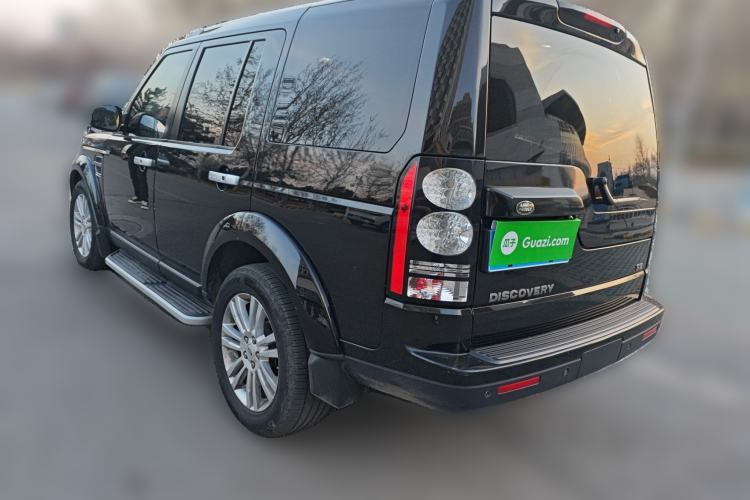 Used Land Rover Discovery 2014 3.0 SC V6 SE Rear Left 45 Deg