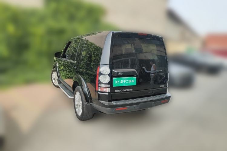 Used Land Rover Discovery 2014 3.0 SDV6 HSE Diesel Edition Rear Left 45 Deg
