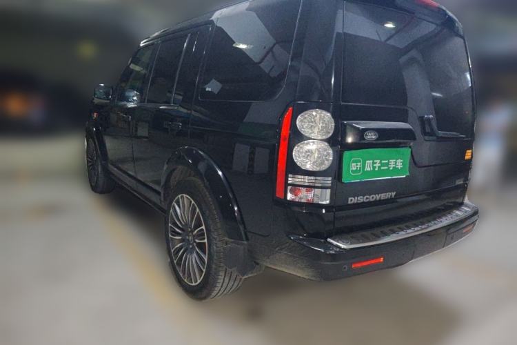 Used Land Rover Discovery 2014 3.0 SDV6 HSE Diesel Edition Rear Left 45 Deg
