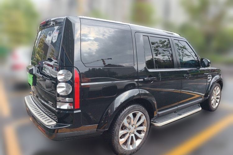 Used Land Rover Discovery 2014 3.0 SC V6 XXV Edition Rear Right 45 Deg