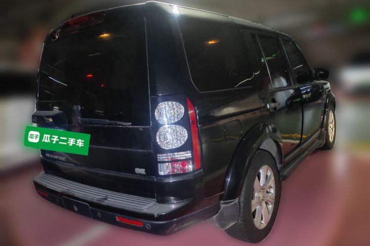 Used Land Rover Discovery 2014 3.0 SC V6 SE Rear Right 45 Deg