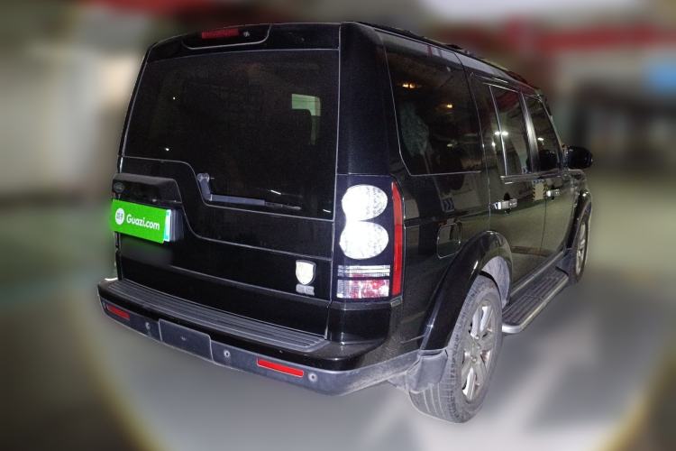 Used Land Rover Discovery 2014 3.0 SC V6 SE Rear Right 45 Deg