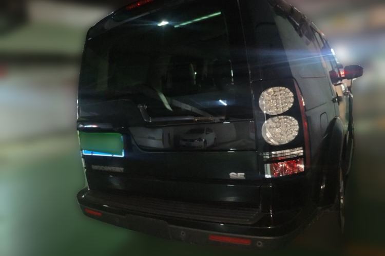 Used Land Rover Discovery 2014 3.0 SC V6 HSE Luxury Rear Right 45 Deg