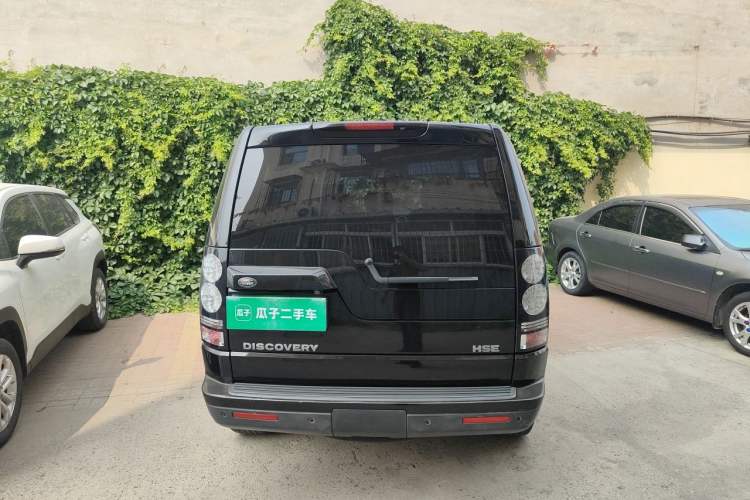 Used Land Rover Discovery 2014 3.0 SDV6 HSE Diesel Edition Rear
