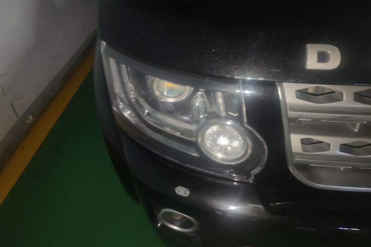 Used Land Rover Discovery 2014 3.0 SC V6 HSE Luxury Right Front Headlight