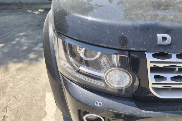 Used Land Rover Discovery 2014 3.0 SDV6 HSE Diesel Edition Right Front Headlight
