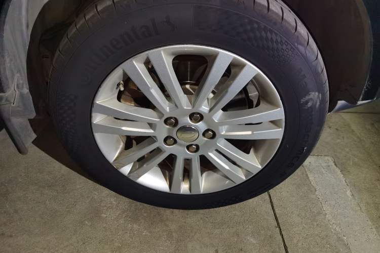 Used Land Rover Discovery 2014 3.0 SC V6 HSE Right Front Wheel Hub