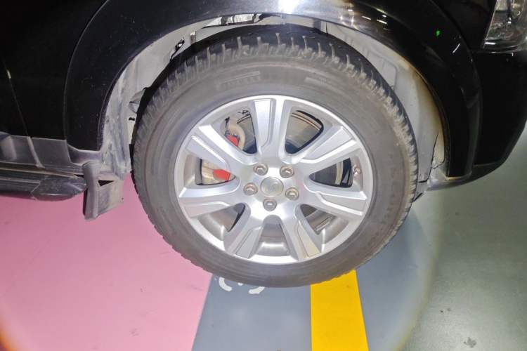 Used Land Rover Discovery 2014 3.0 SC V6 SE Right Front Wheel Hub