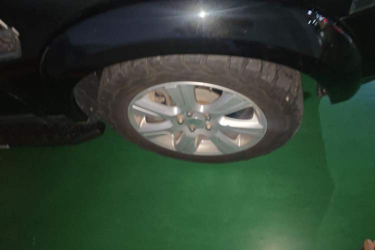 Used Land Rover Discovery 2014 3.0 SC V6 HSE Luxury Right Front Wheel Hub
