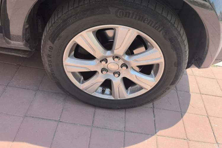 Used Land Rover Discovery 2014 3.0 SC V6 SE Right Front Wheel Hub