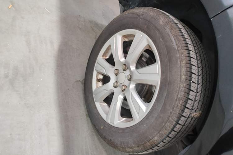 Used Land Rover Discovery 2014 3.0 SC V6 SE Right Rear Wheel Hub