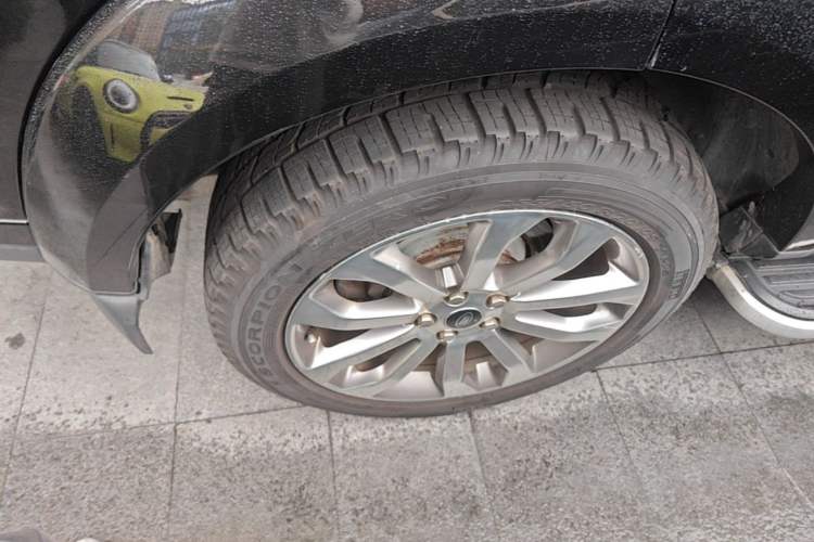 Used Land Rover Discovery 2014 3.0 SC V6 XXV Edition Right Rear Wheel Hub