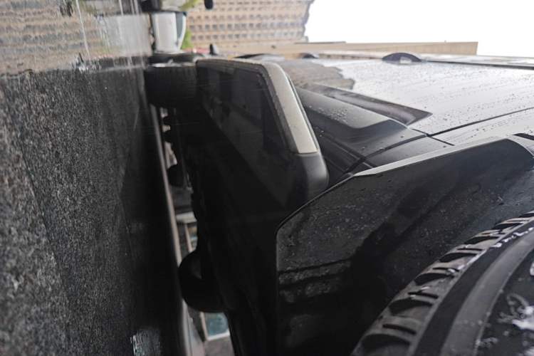 Used Land Rover Discovery 2014 3.0 SC V6 XXV Edition Right Side Sill