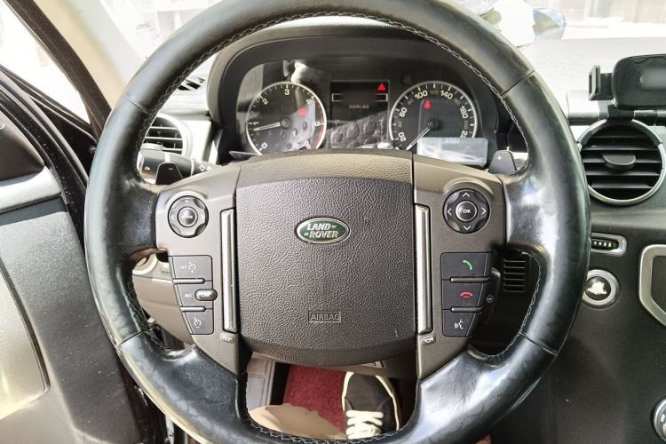 Used Land Rover Discovery 2014 3.0 SDV6 HSE Diesel Edition Steering Wheel