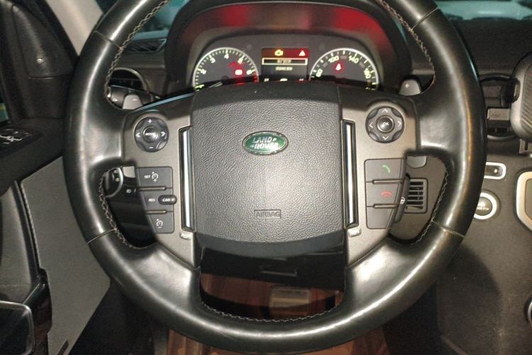 Used Land Rover Discovery 2014 3.0 SC V6 SE Steering Wheel