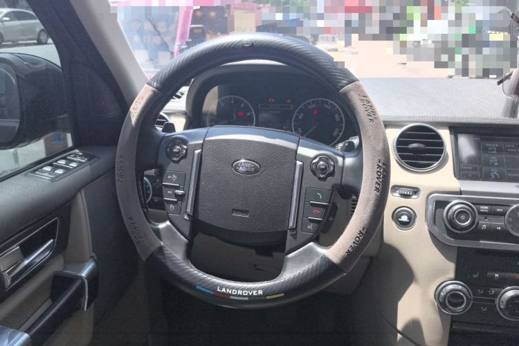 Used Land Rover Discovery 2014 3.0 SC V6 SE Steering Wheel