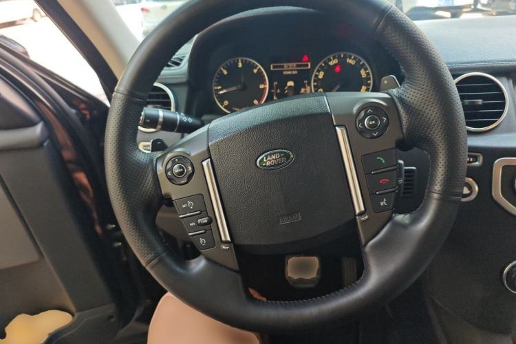 Used Land Rover Discovery 2014 3.0 SDV6 HSE Diesel Edition Steering Wheel