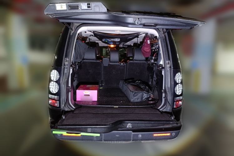 Used Land Rover Discovery 2014 3.0 SC V6 SE Trunk