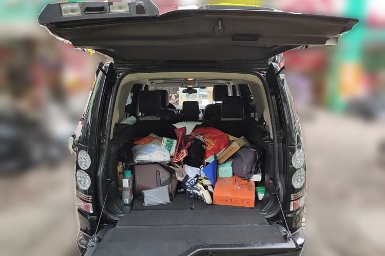 Used Land Rover Discovery 2014 3.0 SC V6 XXV Edition Trunk