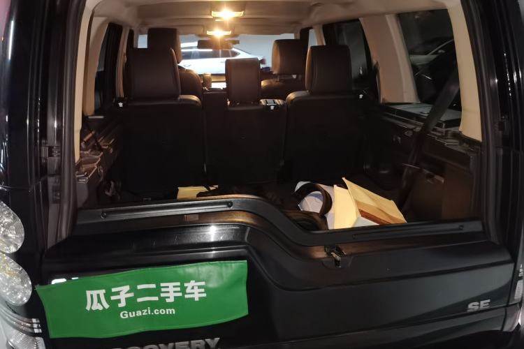 Used Land Rover Discovery 2014 3.0 SC V6 SE Trunk