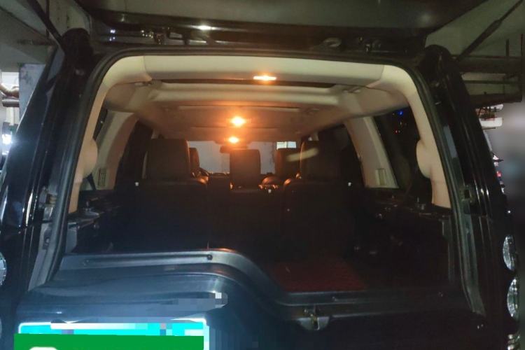 Used Land Rover Discovery 2014 3.0 SDV6 HSE Diesel Edition Trunk