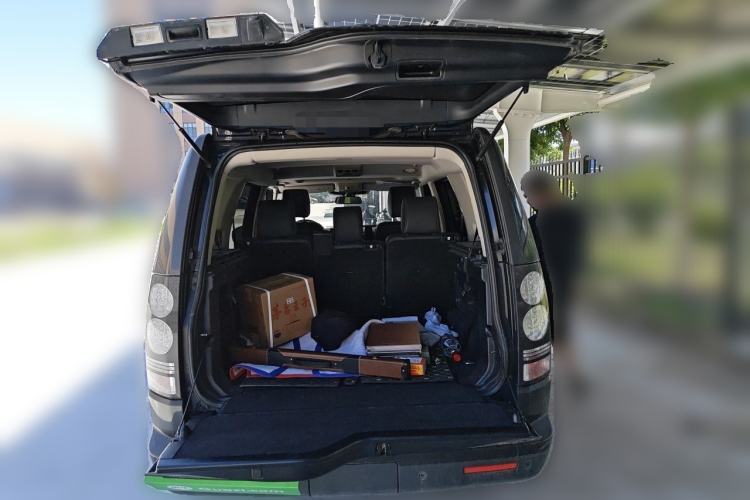 Used Land Rover Discovery  Trunk