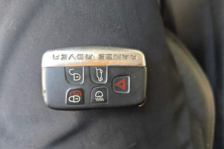 Used Land Rover Discovery  Vehicle Key