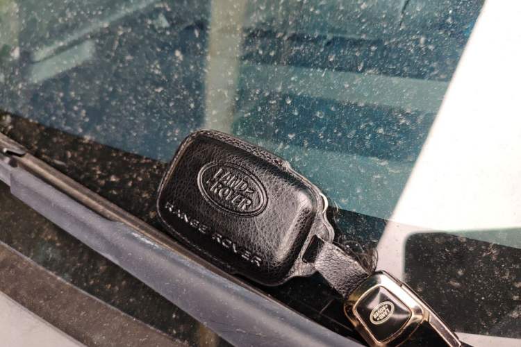 Used Land Rover Discovery 2014 3.0 SC V6 HSE Vehicle Key