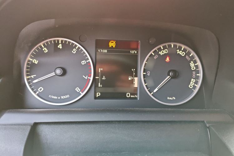 Used Land Rover Discovery 2014 3.0 SC V6 SE Instrument Cluster