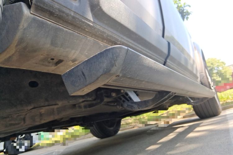 Used Land Rover Discovery  Chassis Rear Right