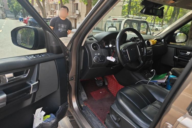 Used Land Rover Discovery 2014 3.0 SDV6 HSE Diesel Edition Driver Seat