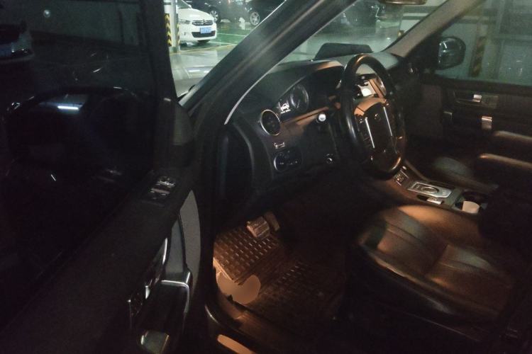 Used Land Rover Discovery 2014 3.0 SC V6 HSE Luxury Driver Seat
