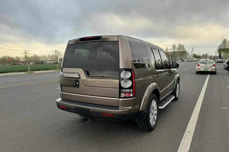 Used Land Rover Discovery 2014 3.0 SC V6 HSE Exterior 5