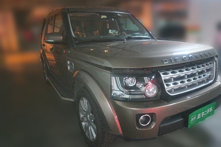 Used Land Rover Discovery 2014 3.0 SDV6 HSE Diesel Edition Front Right 45 Deg