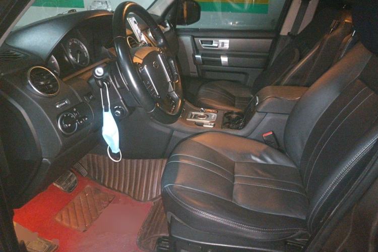 Used Land Rover Discovery 2014 3.0 SDV6 HSE Diesel Edition Left Front Seat