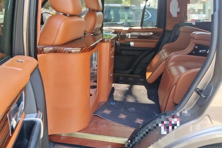 Used Land Rover Discovery  Left Rear Seat