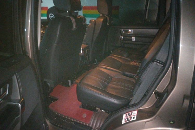 Used Land Rover Discovery 2014 3.0 SDV6 HSE Diesel Edition Left Rear Seat